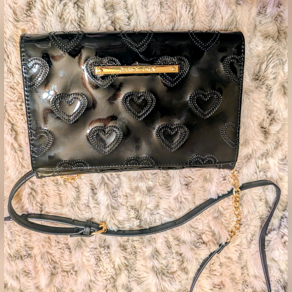 Betsy Johnson Patent Leather Crossbody With Bow - NWOT - Picture 5 of 6